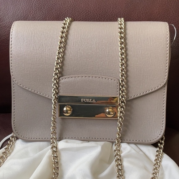 Furla Light Grey Crossbody Bag with Gold Chain and Dust bag - Picture 2 of 8